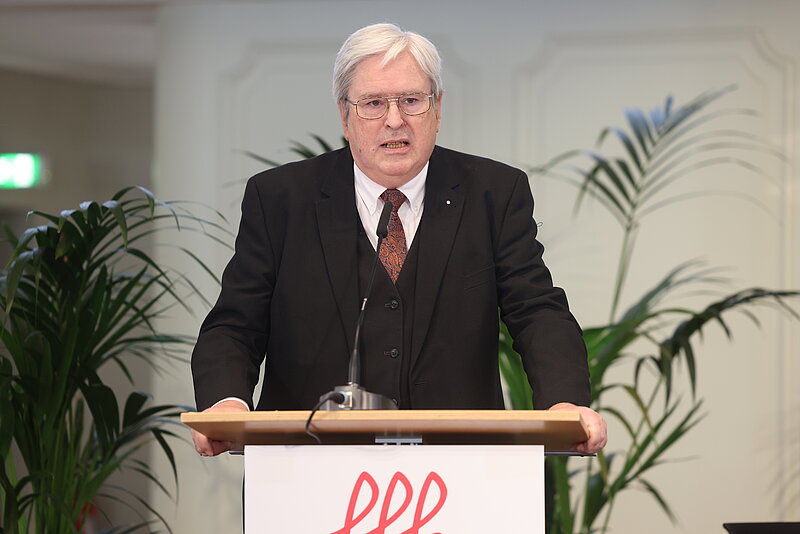 Dr. Peter Güllmann, Vorstandssprecher der Bank im Bistum Essen eG bei der BBH-Jahreskonferenz 2025