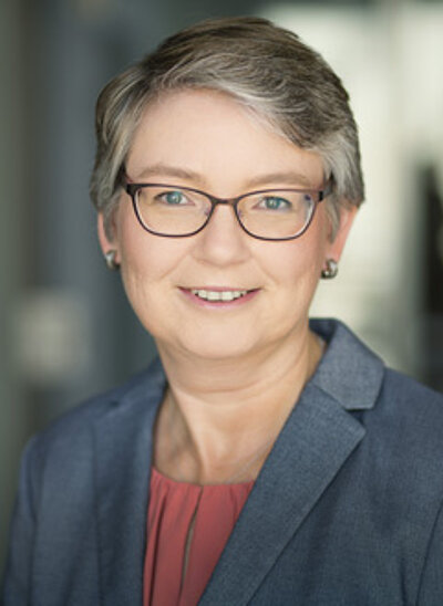 Manuela Schuster