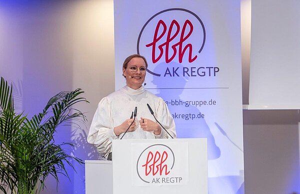 Prof. Dr. Dr. Tanja Manuela Kneiske, Fachgebietsleiterin Technologie und Management Integrierter Energieinfrastrukturen am Fraunhofer IEG