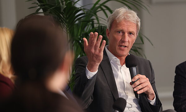 Dr. Carsten Rolle Abteilungsleiter Energie- und Klimapolitik, Bundesverband der Deutschen Industrie e. V., auf der BBH-Jahreskonferenz 2025