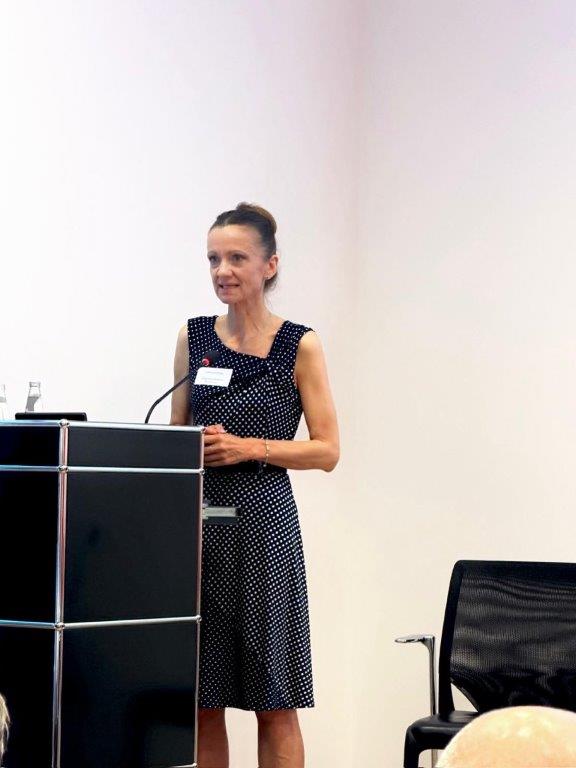 Claudia Rathfux, Geschäftsführerin NBB auf der Cyberkonferenz